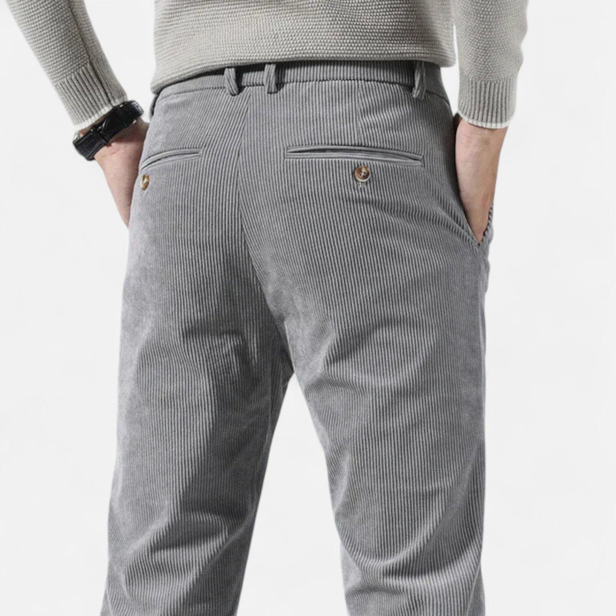 Combinación de pantalón de pana con blazer para look formal