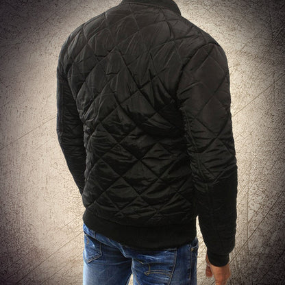 Cuello y puños de punto elástico de la cazadora bomber acolchada DRAYMON