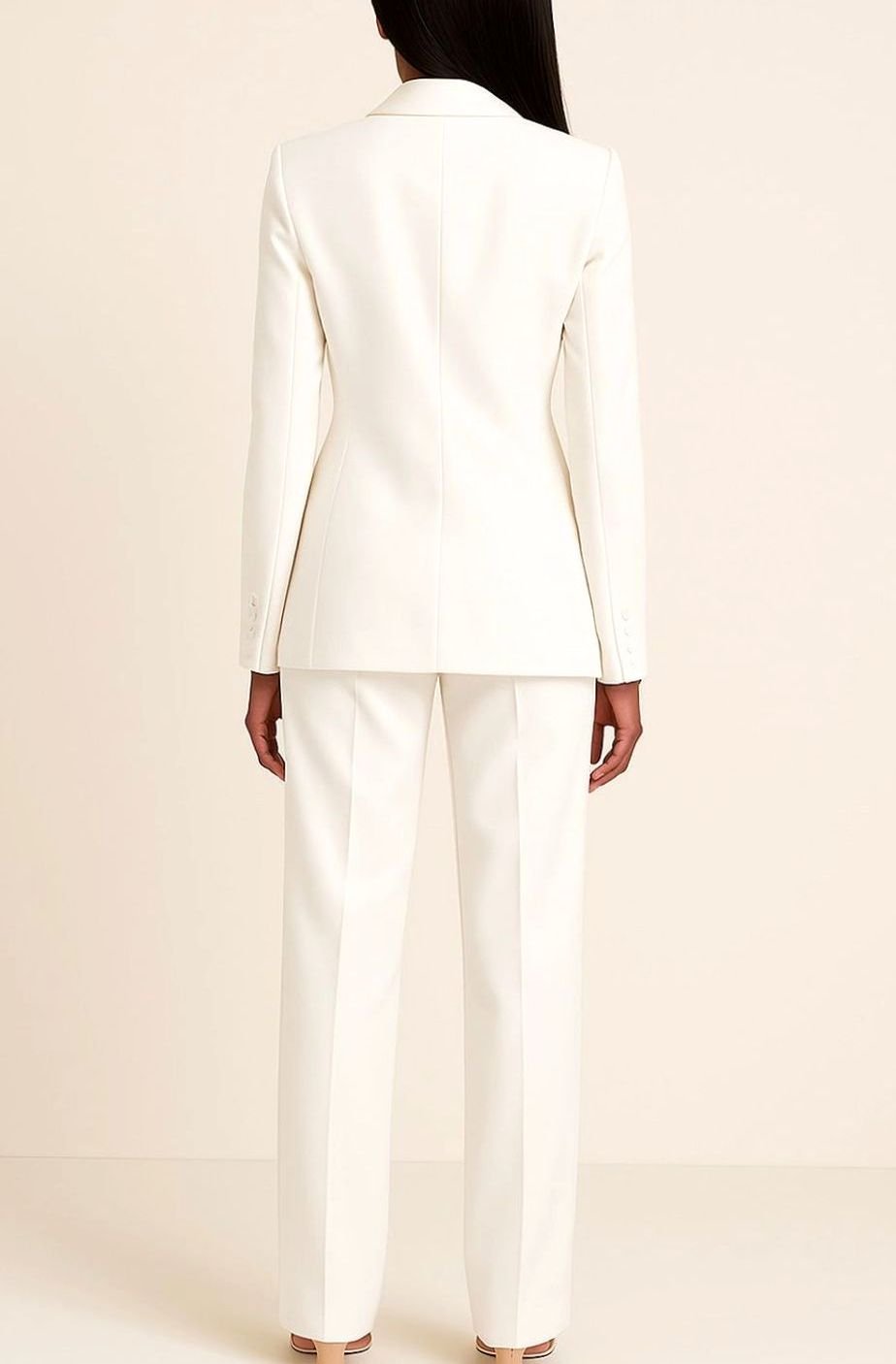 Conjunto de traje ESMIRA combinado como estilismo de evento