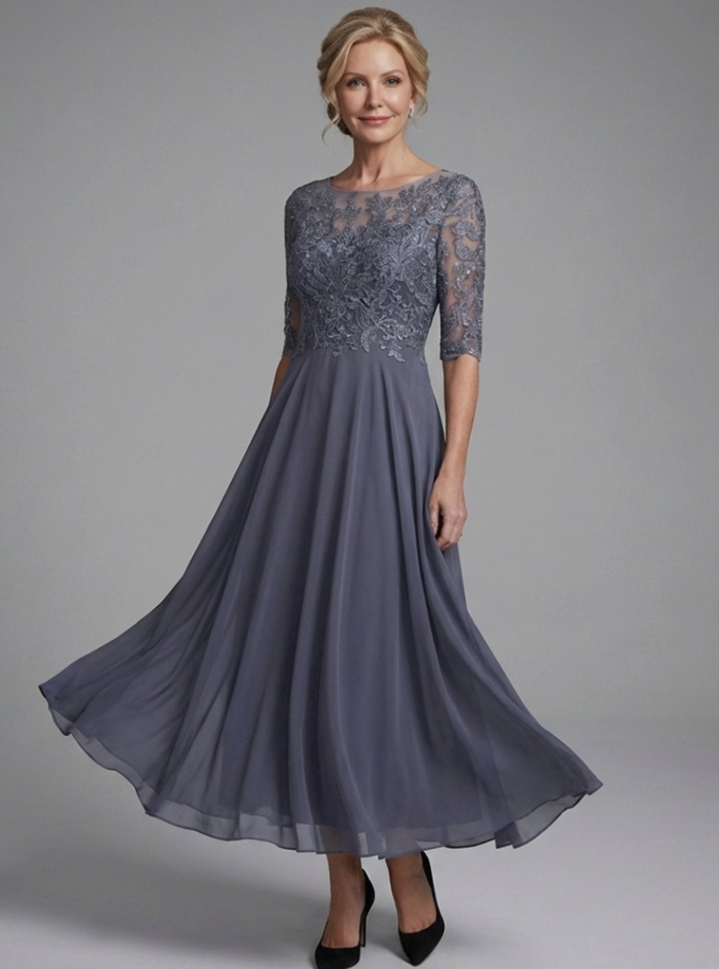 Vestido midi EVANNA con bodice de encaje y mangas transparentes tres cuartos