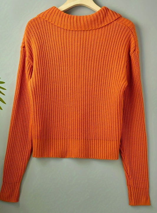 Jersey EVELYN de punto canalé con cuello solapa en corte relajado para mujer