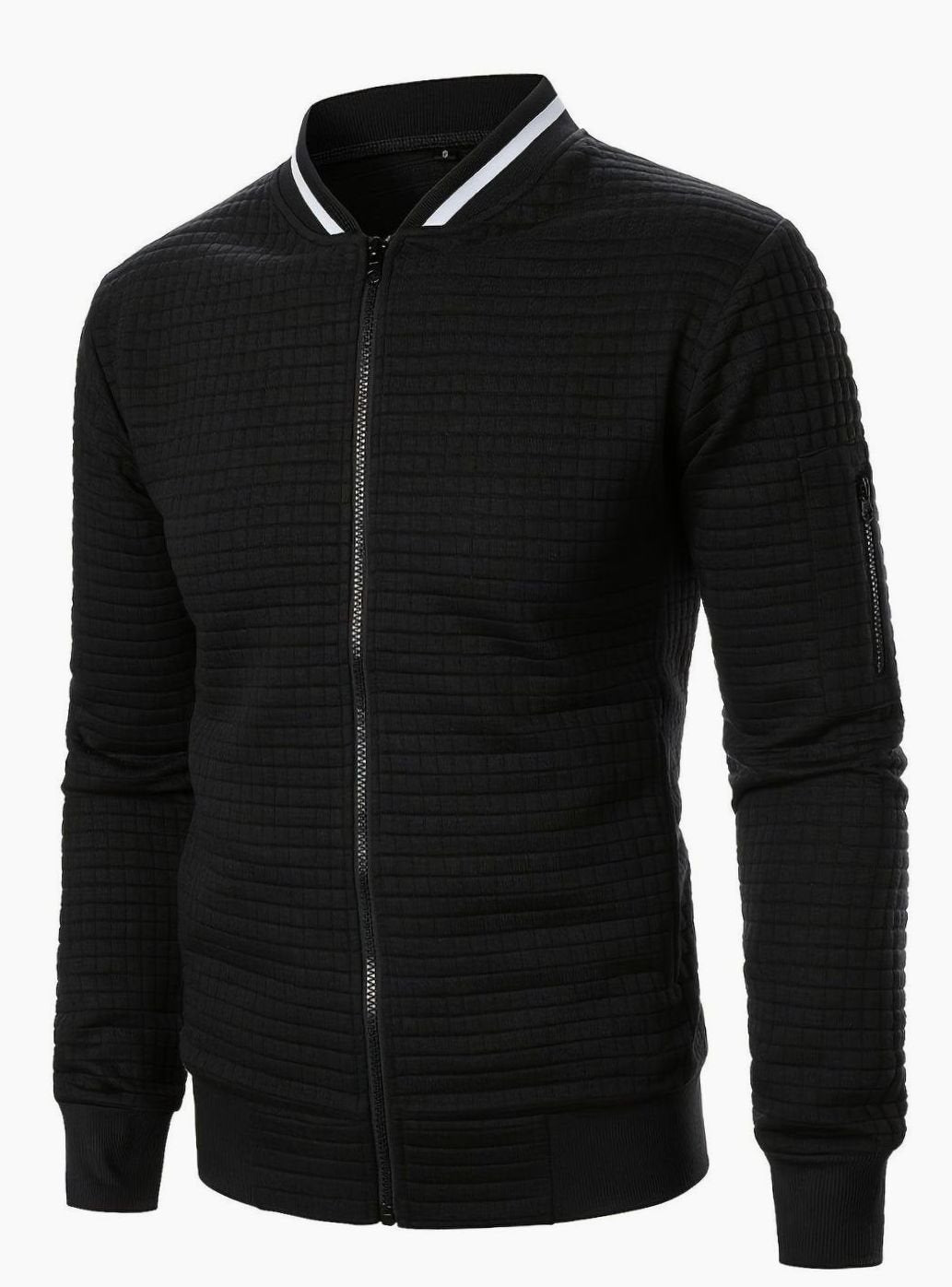 Cazadora bomber FERRIK combinada con look de entretiempo