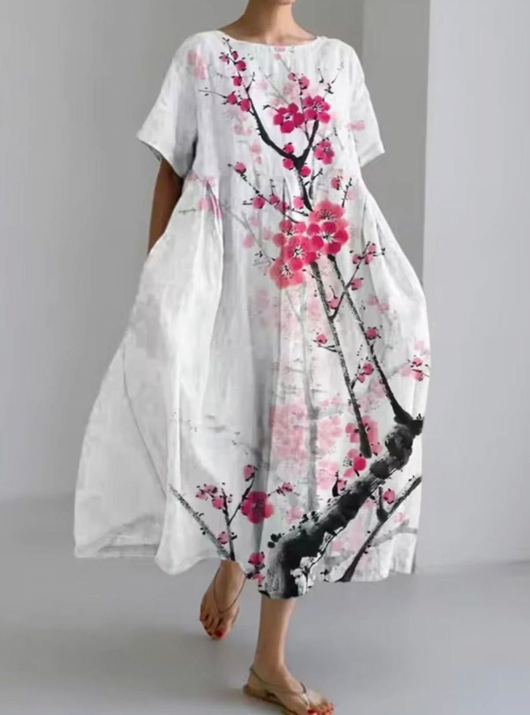 Vista frontal del vestido maxi floral FLORABIANCA