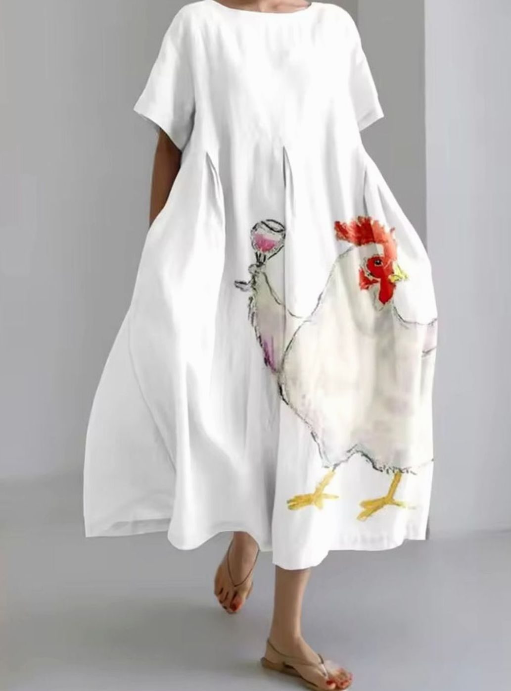 Vestido FLORABIANCA combinado con sandalias para un look de verano