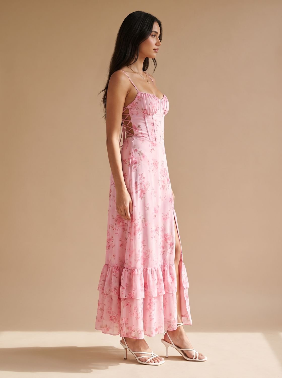 Textura y estampado floral del tejido del vestido