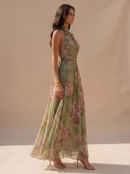 Vestido maxi floral FLOURIA visto de cuerpo entero mostrando la caída fluida de la falda