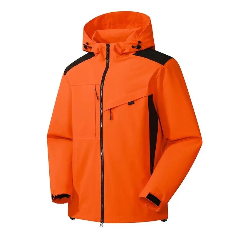 Chaqueta impermeable FROSTGAR combinada con ropa casual