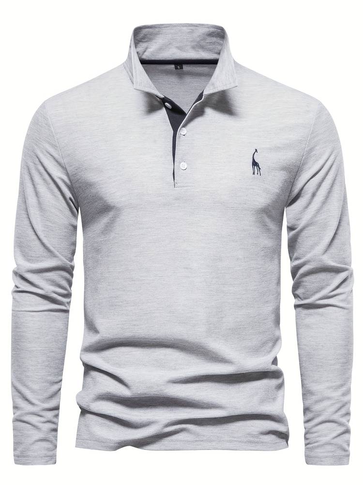 Polo GARETH corte regular combinado con jeans