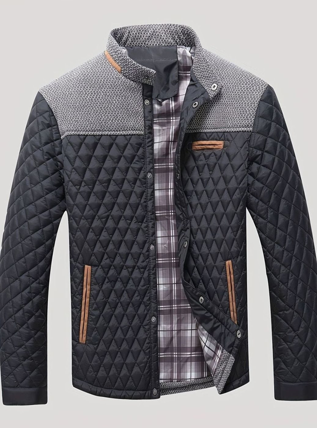 Chaqueta acolchada combinada con camisa para look casual