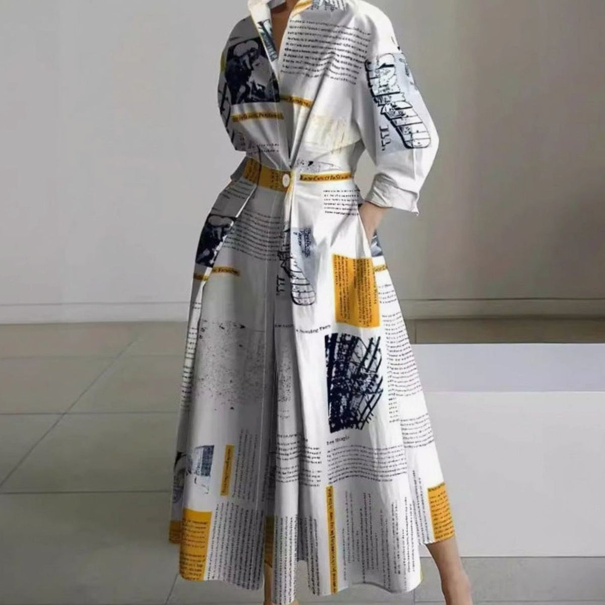 Vestido maxi cruzado con cuello camisero y estampado, vista frontal completa