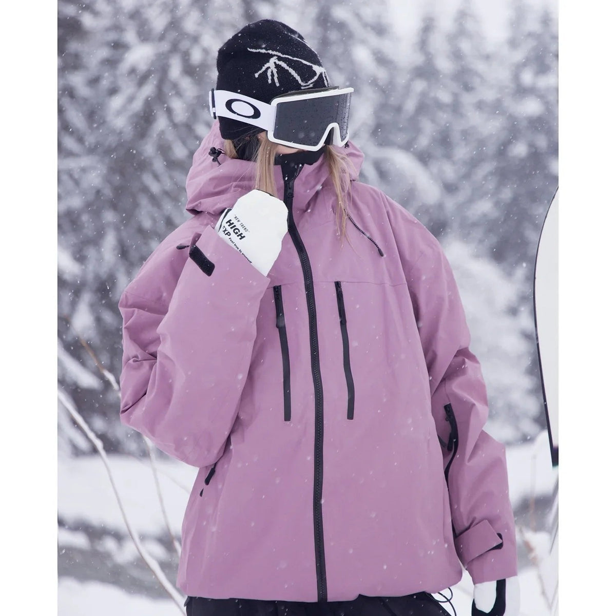 Chaqueta GLAZIQ combinada con look casual de invierno