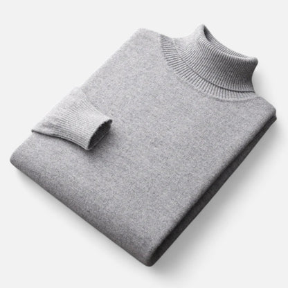 Jersey HALDOR de lana visto de frente sobre modelo masculino