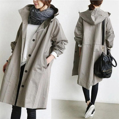 Gabardina IMPERVIA disponible en varios colores y tallas