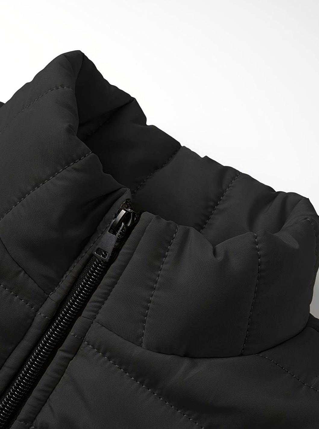 Chaqueta KESTON doblada de forma compacta para viaje