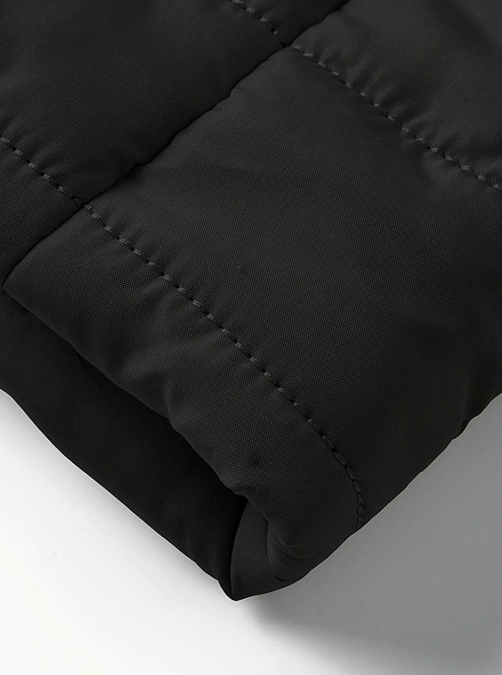 Chaqueta KESTON con cremallera abierta mostrando el interior
