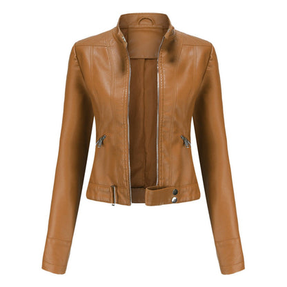 Detalle del cuello mao de la chaqueta moto corta