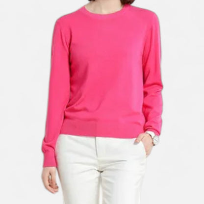 Jersey LUMI de mujer en look casual con vaqueros