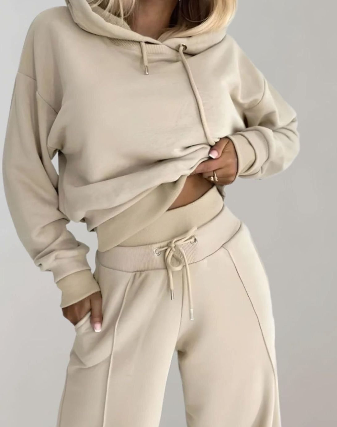 Conjunto NÁYADE en distintos colores disponibles para mujer