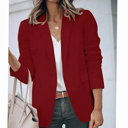 Blazer SELANYA en ambiente de oficina moderna