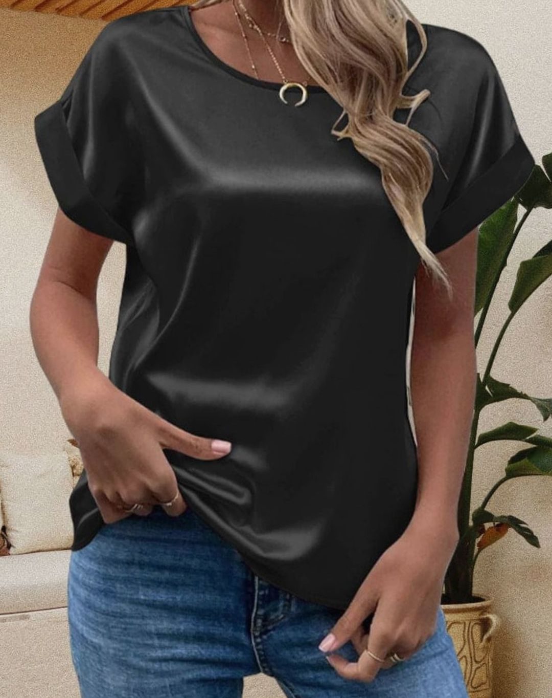 Look completo con blusa satinada SELVANA para mujer