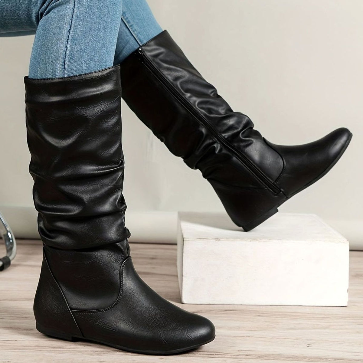 Suela plana de las botas mid-calf para mujer