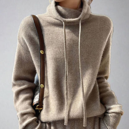 Jersey de punto oversize SIRENNA combinado con vaqueros para look casual