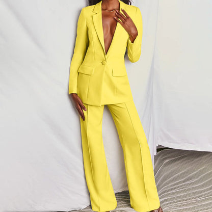 Conjunto SOLENNE de blazer y pantalón para mujer en look smart casual
