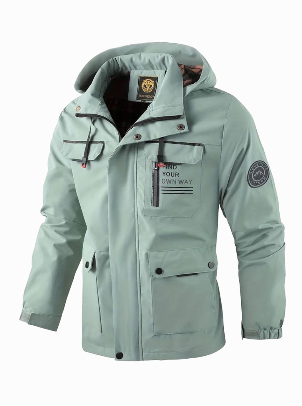 Hombre con chaqueta impermeable acolchada THORVIK con capucha en ambiente invernal