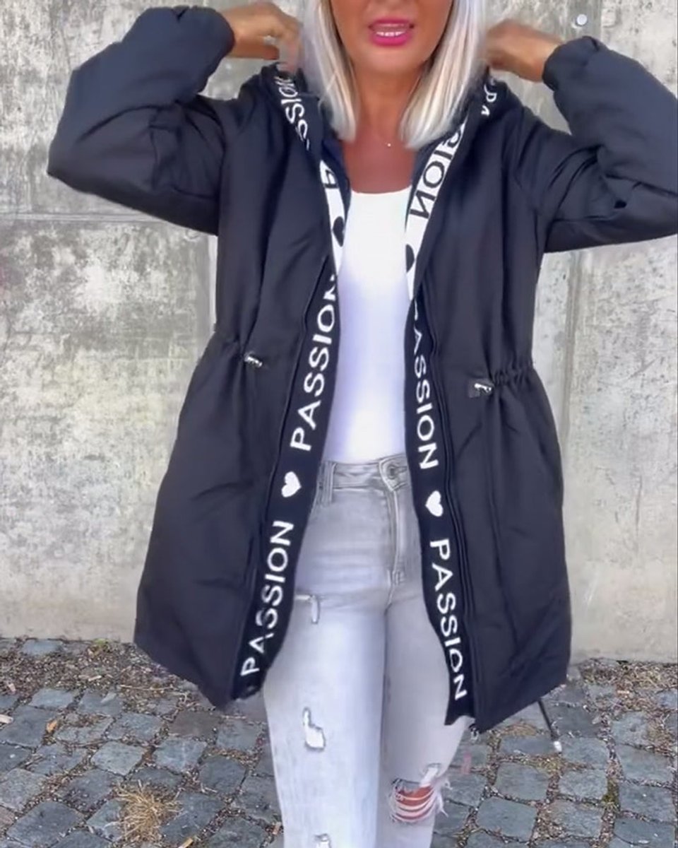 Parka WYNTORA en color gris vista de perfil