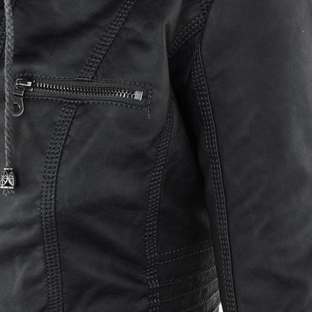 Corte favorecedor de la chaqueta de cuero ZIRELLE