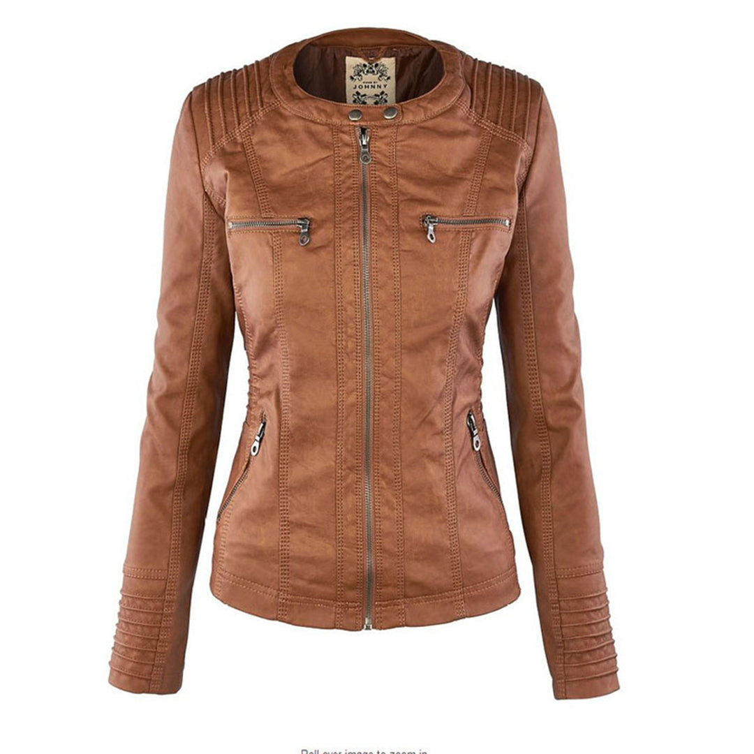 Chaqueta de cuero ZIRELLE combinada con vestido para look elegante